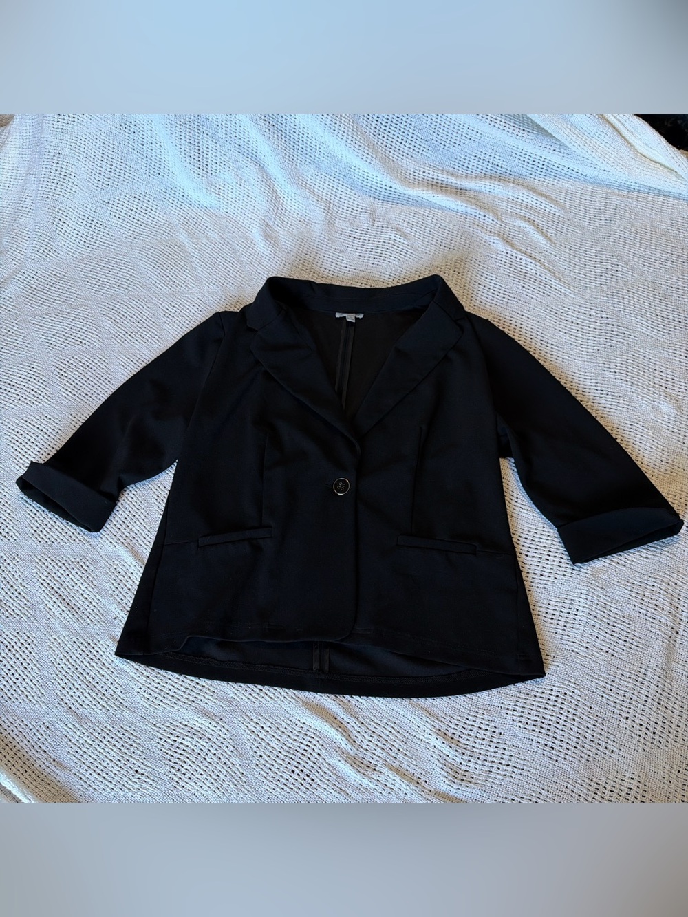 Women's Black Single-Button Cropped Blazer